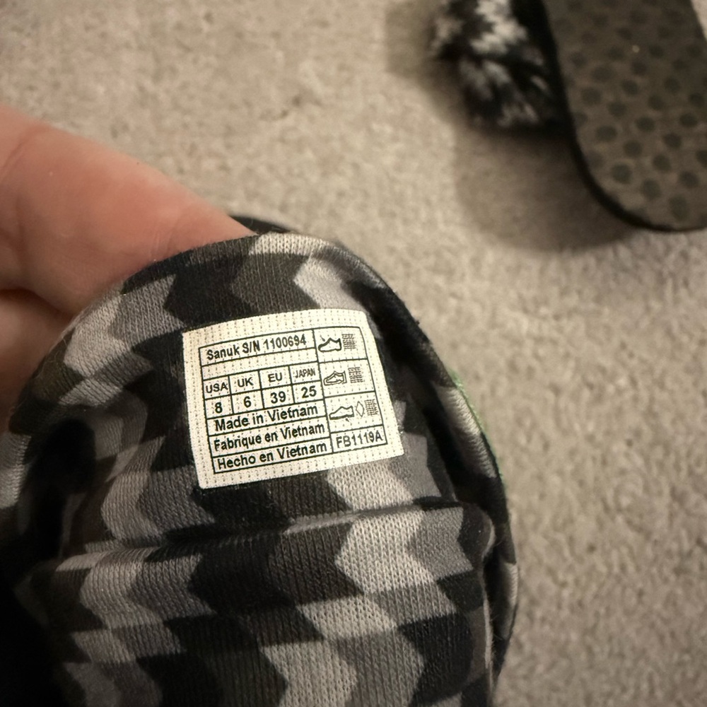 Sanuk black/grey Yoga Sling flip flops Size 8 - Picture 3 of 3